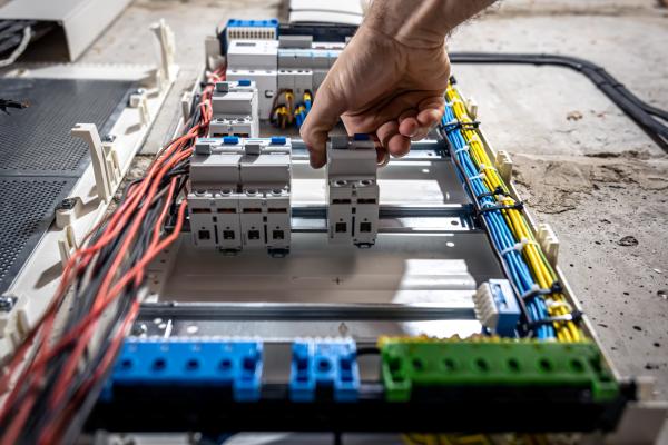 Electrical & Air Conditioning